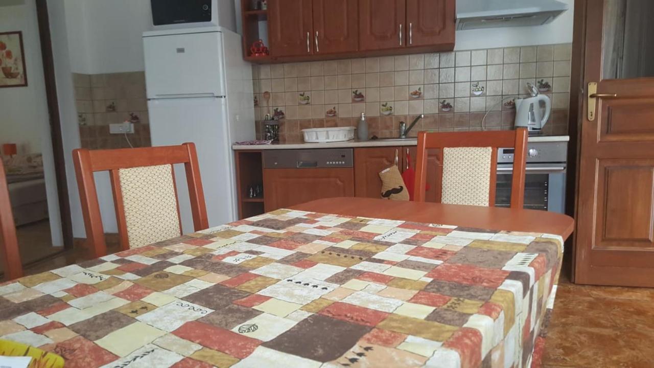 Bajusz Vendeghaz Hotel Tornyosnémeti Buitenkant foto